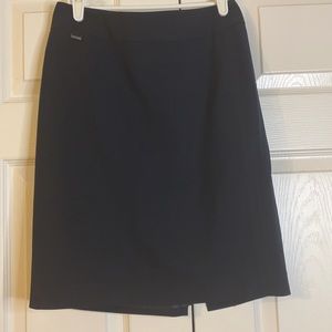 Calvin Klein Women’s Navy Suit Skirt (Size 4P)